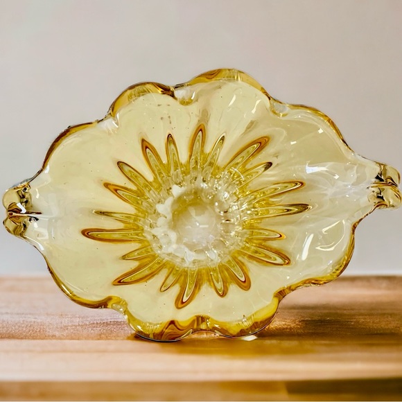 Amber Hand Blown Glass Sommerso Waterfall Vase - Picture 3 of 5